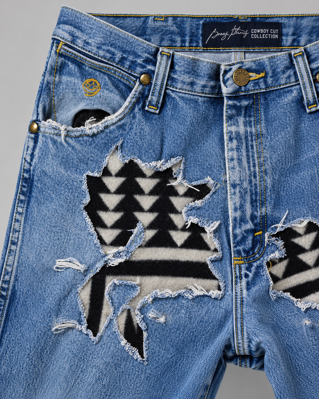 #004 Modern Outlaw Jeans