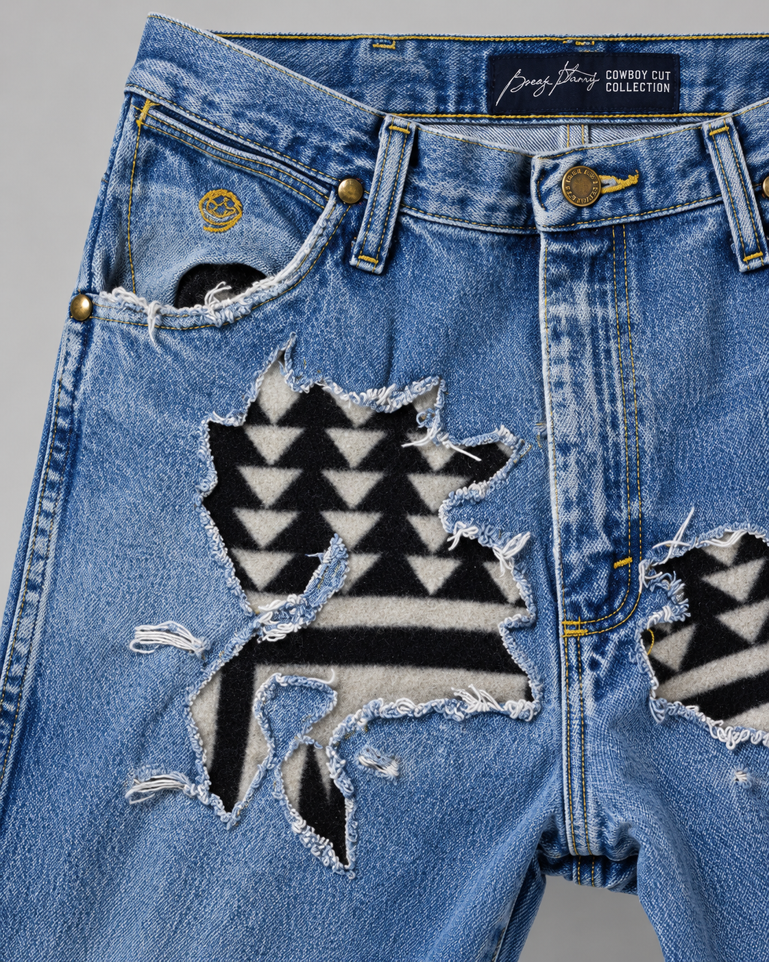 #004 Modern Outlaw Jeans